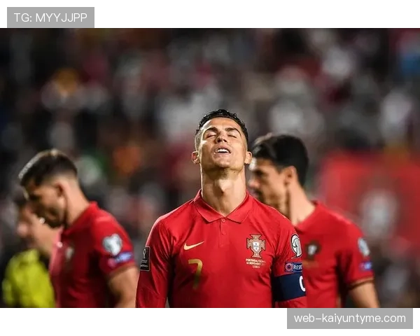 C罗与莱万终结模式对比：单点爆破的集中性与体系依赖的弱化