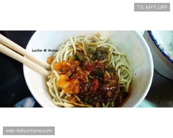 柳雅慧比赛时像猛兽，下场连吃两碗热干面细节笑翻网友